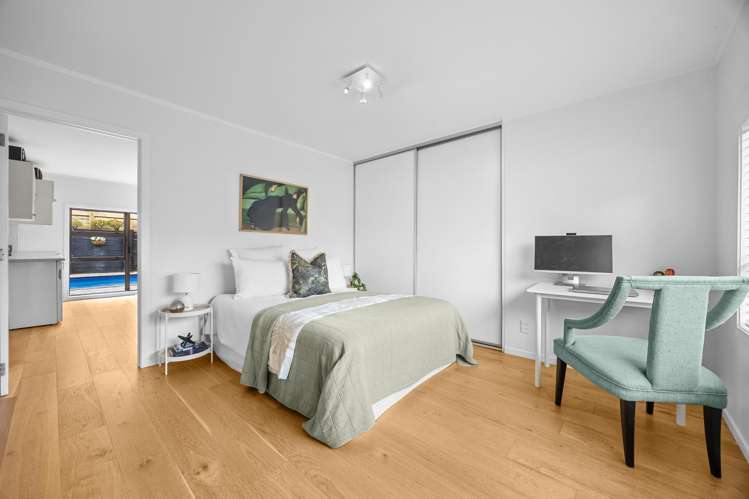 3 Pinewood Grove Botany Downs_14