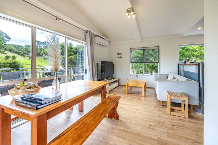 20 Te Makiri Road Onetangi_9