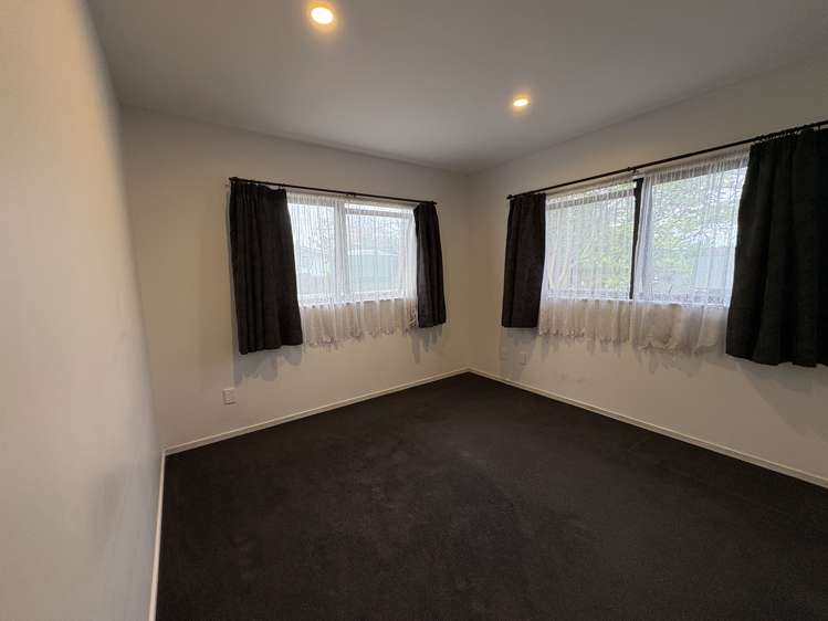 1/94 Waimumu Road Massey_5