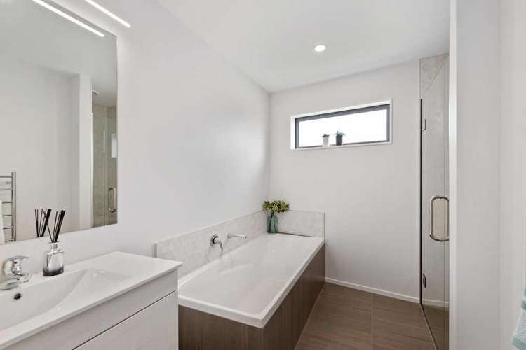 6 Erling Ziesler Lane Wigram_8