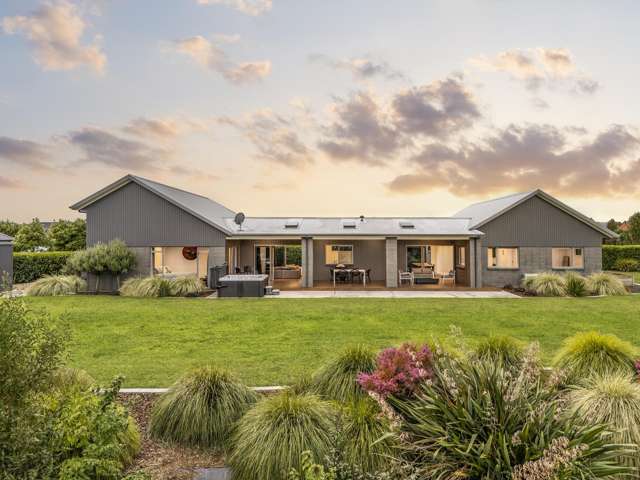 Private, peaceful & must be sold