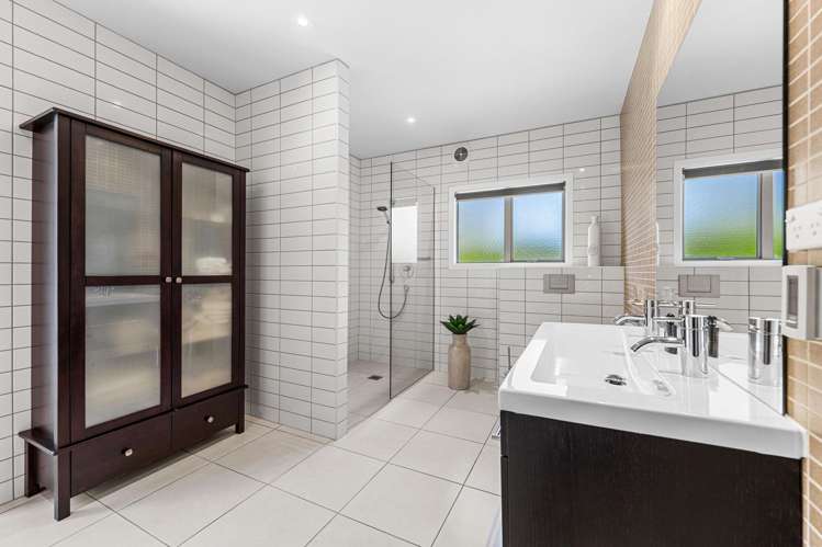 8 Kawai Rise Te Atatu Peninsula_19