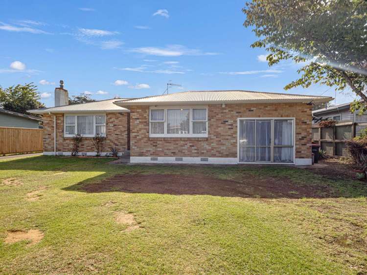 67 Robinson Avenue Holdens Bay_19