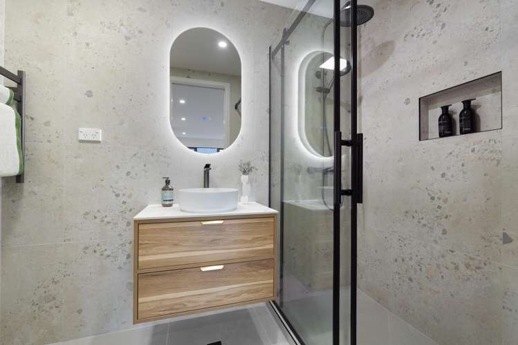 69b Chivalry Road Glenfield_25