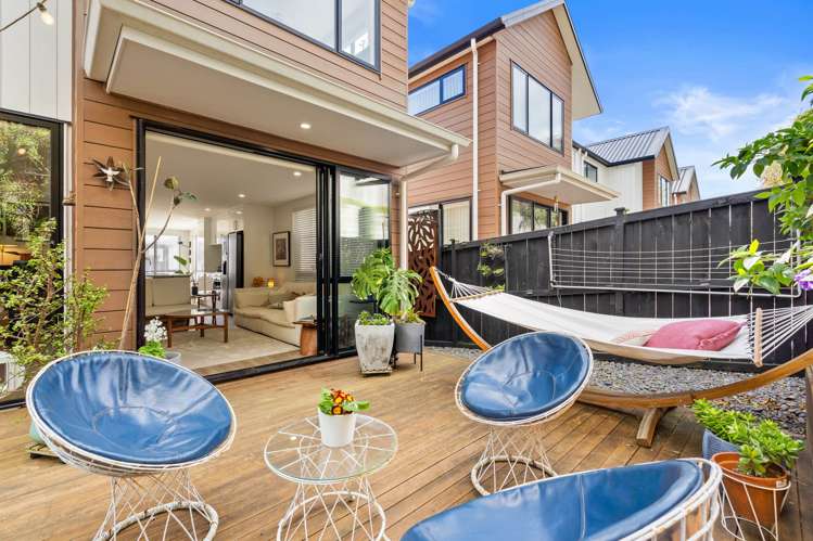 56 Seafarer Crescent Stanmore Bay_12