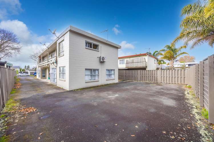 81 A-E Firth Street Hamilton East_1