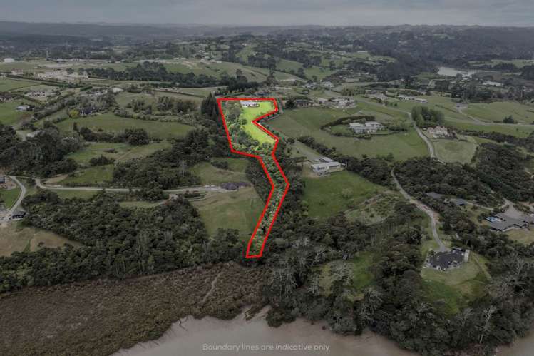 160 Lloyd Road Riverhead_18