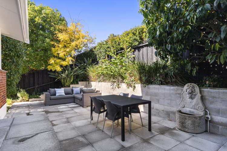 3/69 Bassett Road Remuera_16