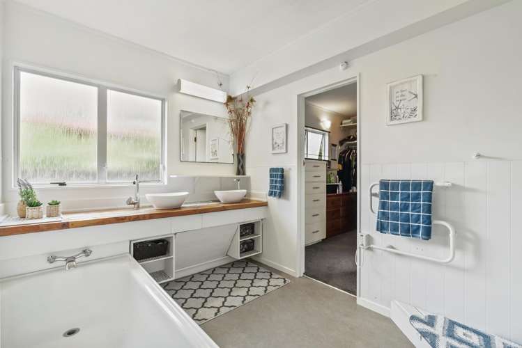 17 Parkland Crescent Kamo_16