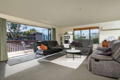123 Aubrey Road_2