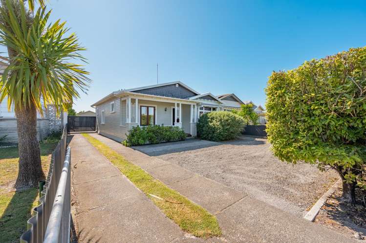 5 Georges Drive Napier South_22