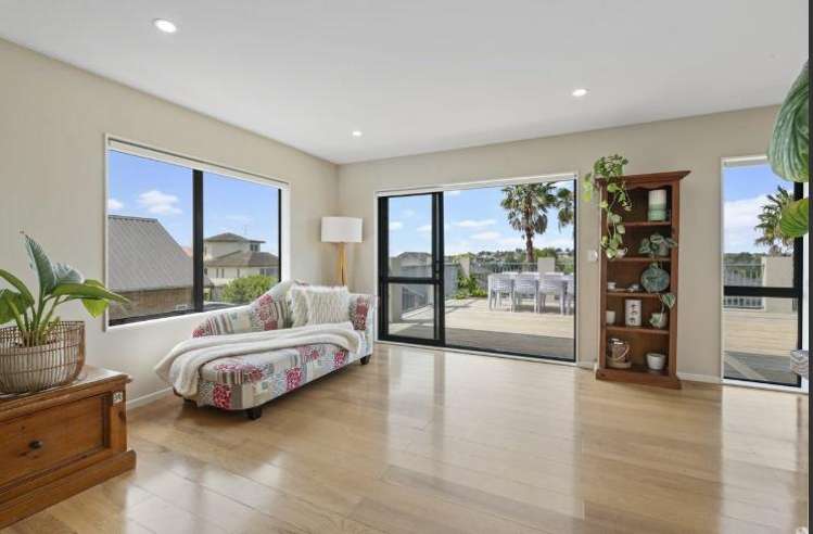 16 Burwood Terrace Gulf Harbour_2