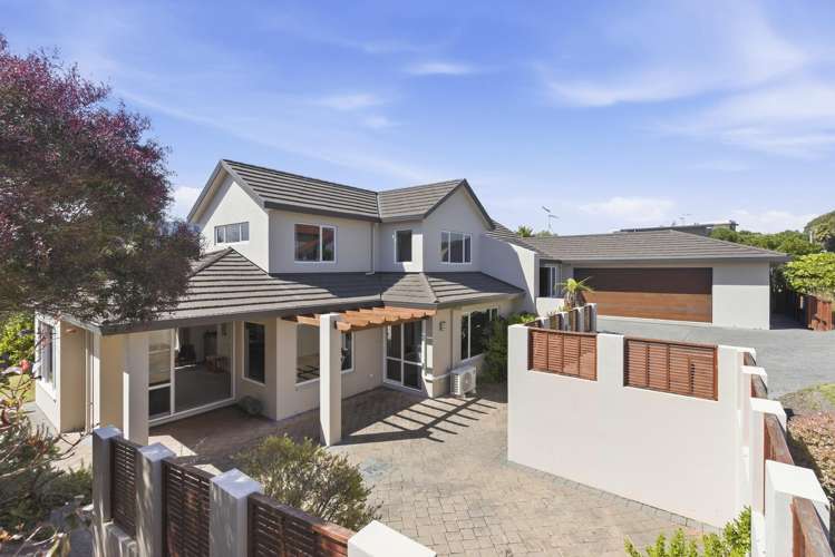 10 Metzenthin Close Raumati South_1