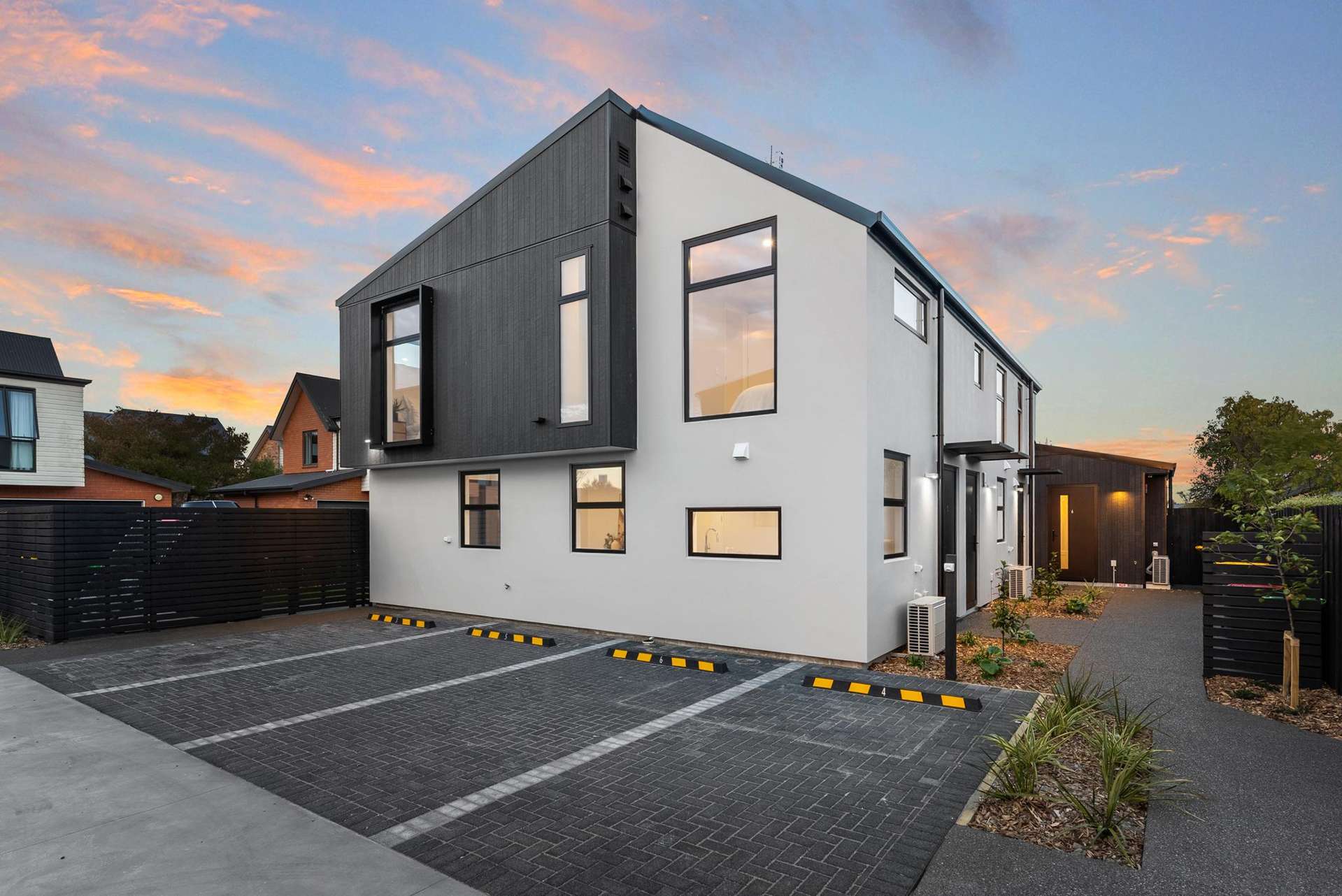 3/172 Colombo Street Sydenham_0