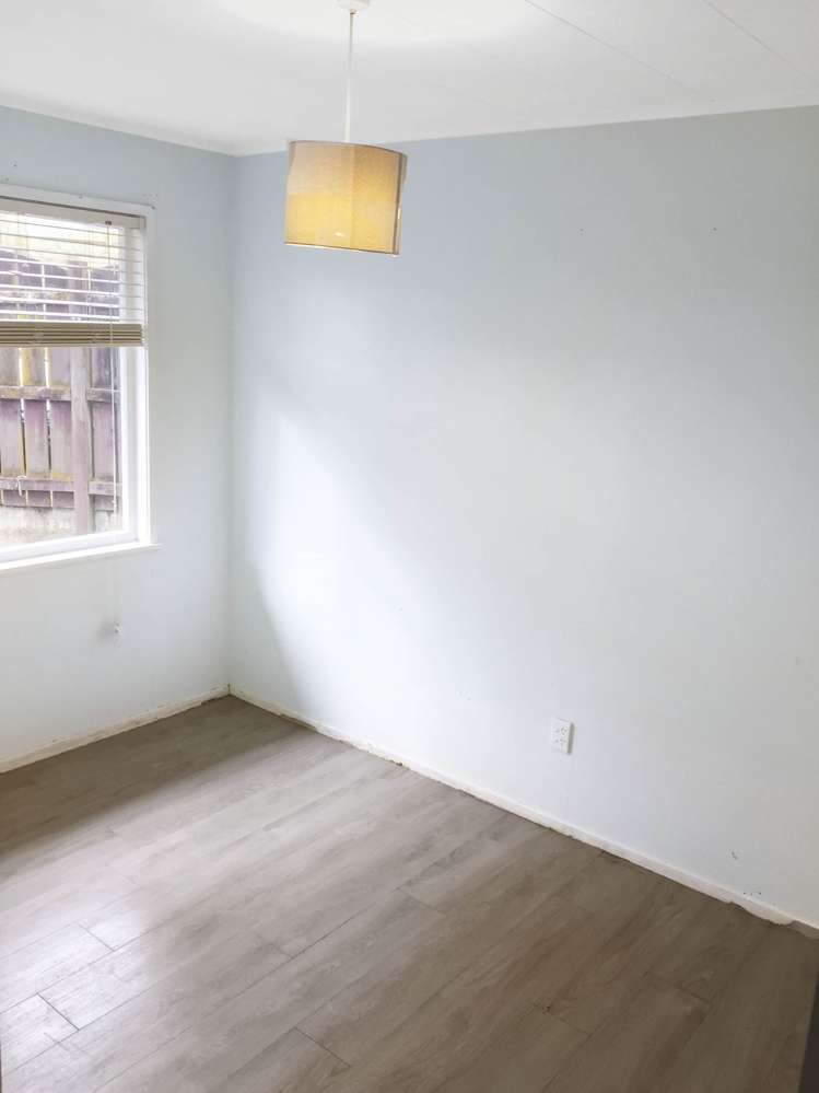 1/8a Alma Street Te Atatu South_7