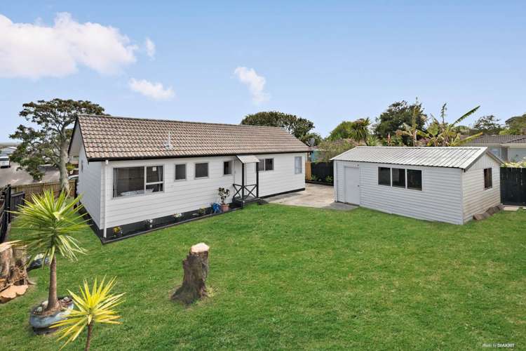 14 Moncrieff Avenue Clendon Park_11