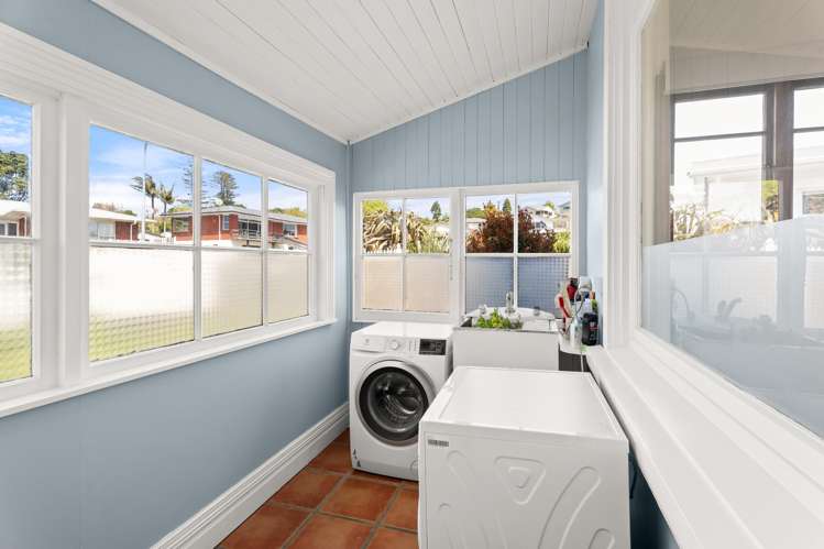 4 Handley Place Glen Avon_24