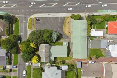 681 Sandringham Road_4