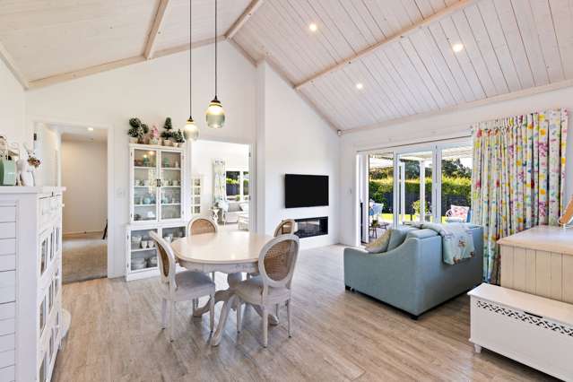 51 Coutts Way Fitzherbert_2