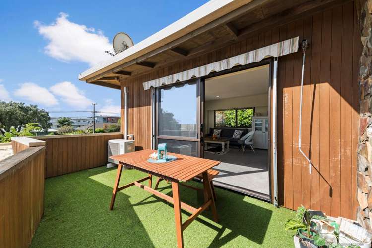 1/2 Corrella Road Belmont_6