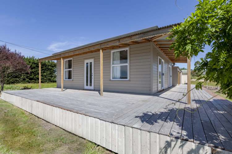 302 White Road Waipawa_14