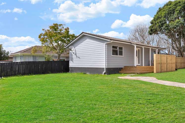 16 Katrina Place Massey_12