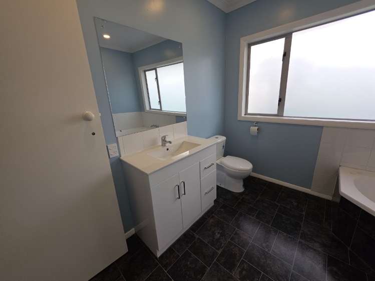 3 Highbury Drive 10516_13