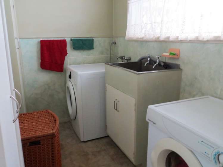 17 Wyatt Avenue Te Aroha_13