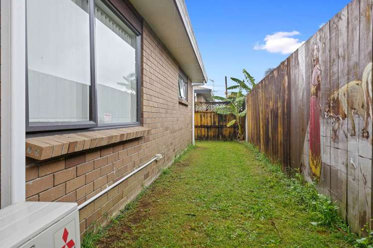 27 Robertson Road Favona_11