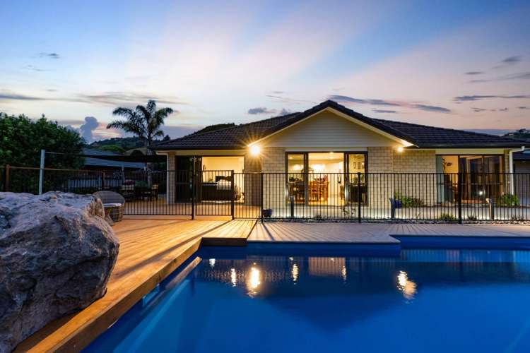 10 Glengarry Lane Tamaterau_18