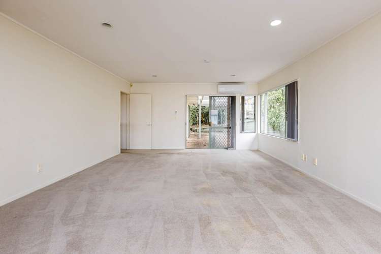 2/14 Kells Place Botany Downs_10