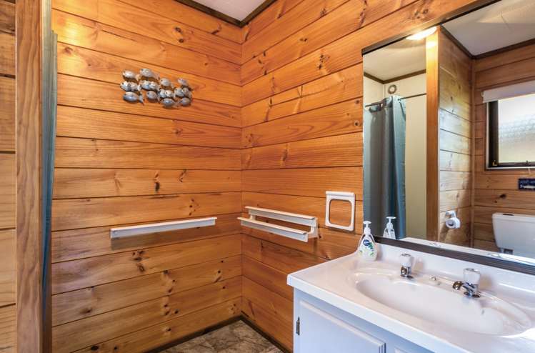 19 Turangitukua Terrace Kuratau_18