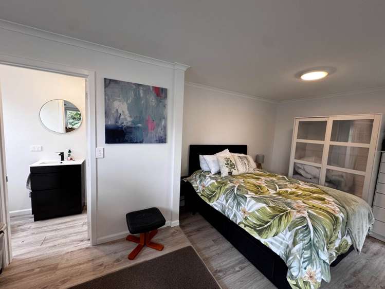 49 Kohu Road Titirangi_17