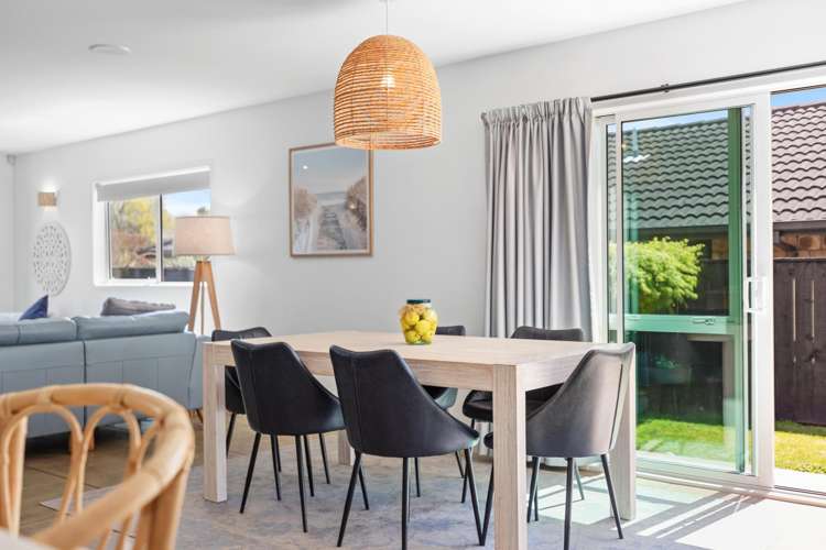 21 Horsley Grove Pyes Pa_5