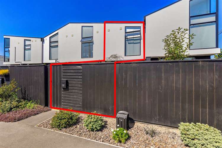 2/63 Poulson Street Addington_12