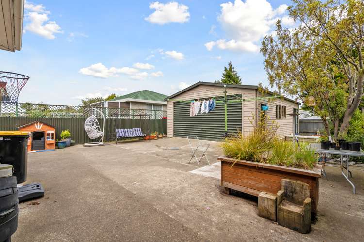 19 Lowe Street Avenal_23