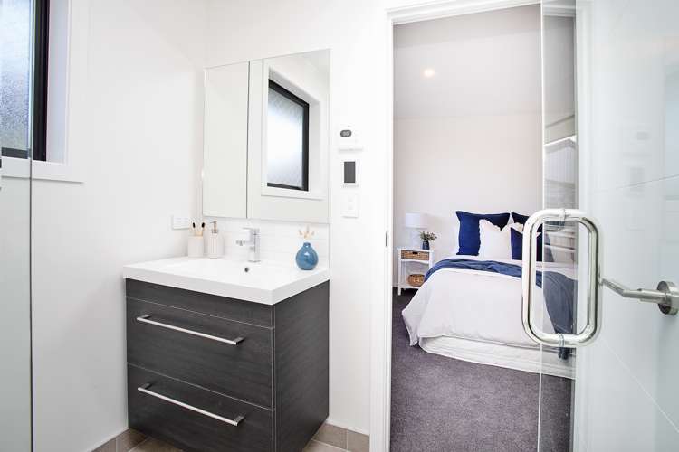 329 Layard Street Waverley_13