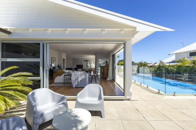 24 Nobs Line Strandon_2