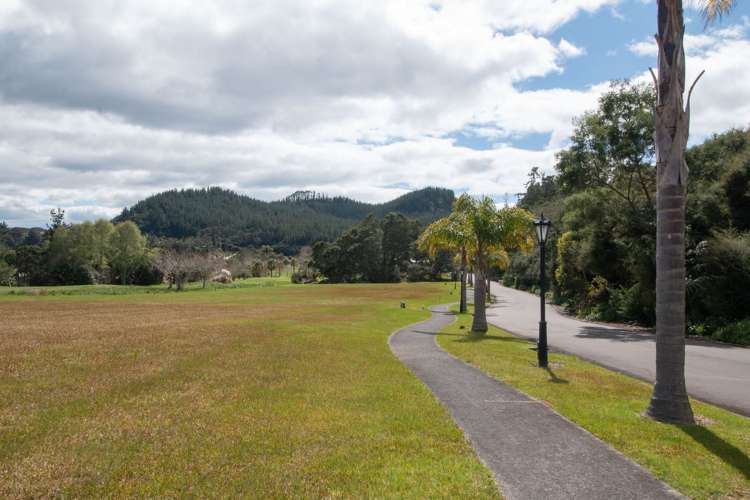 22 Pinehurst Drive Pauanui_2