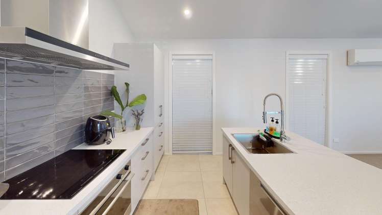 B/2 St Leonard Street Saint Johns Hill_1