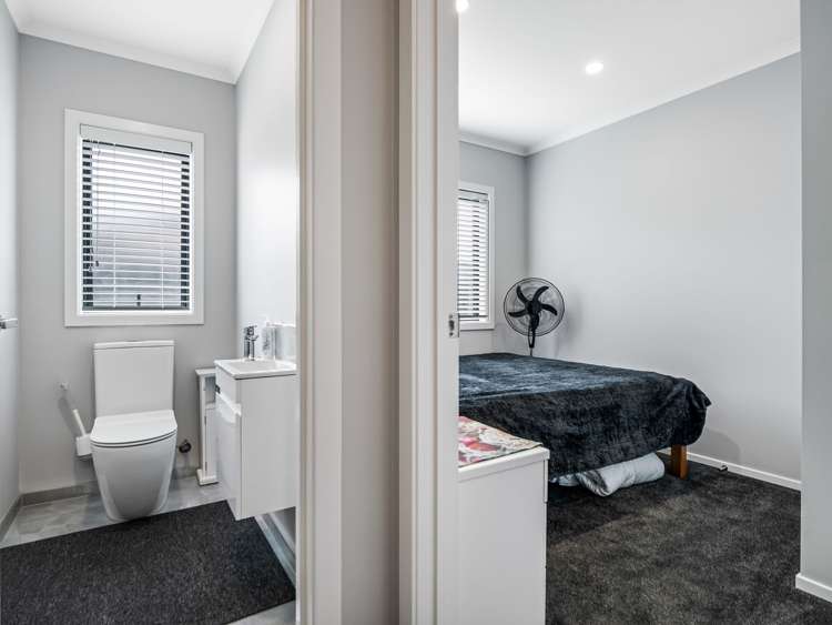 13/15 Onukutara Place Huntington_29