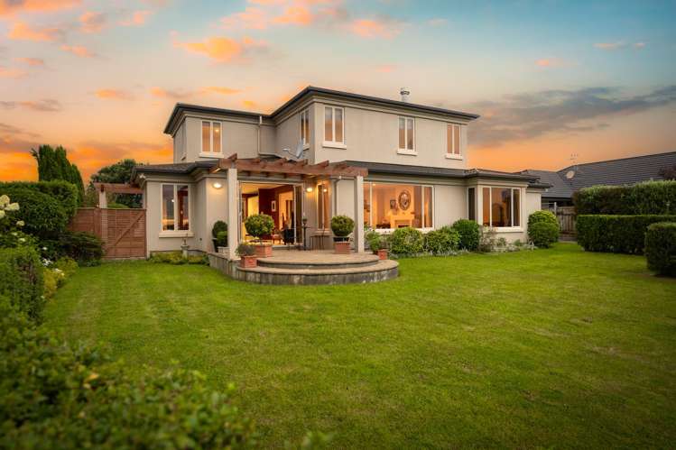 144 Pacific Drive Fitzherbert_28