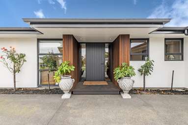 10 Verdeco Boulevard_3