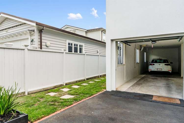2/8a Audrey Road Takapuna_30