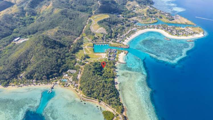 Lot 1 Malolo Island,_3