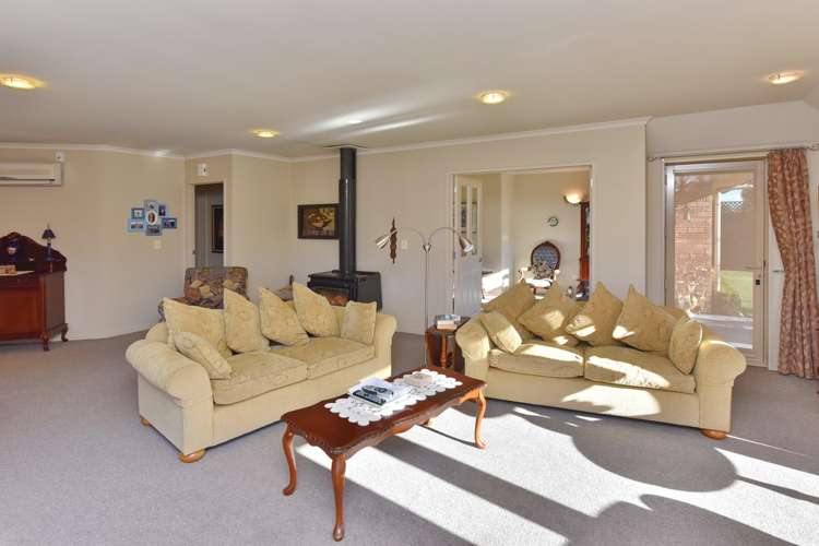 33 Panckhurst Drive Woodend_12