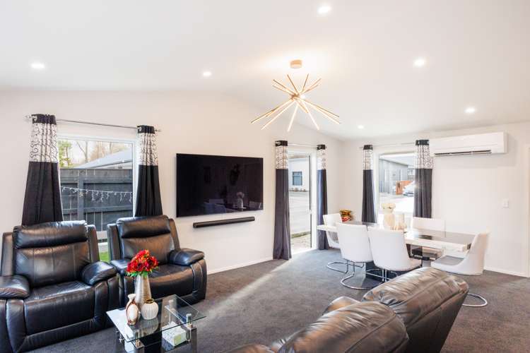 9 Ivy Lane Kelvin Grove_18