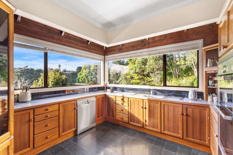22 Shakespeare Road Bastia Hill Whanganui Houses for Sale One Roof