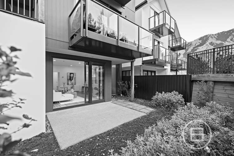 1/26 Bullendale Drive_0