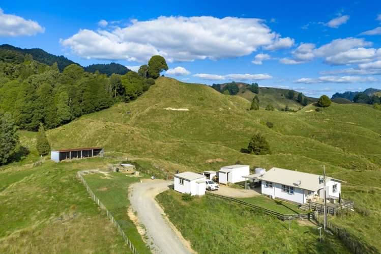 1221 Waitewhena Road Taumarunui_31